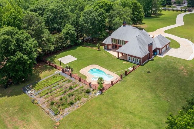 3030 Berry Road, Loganville, GA 30052