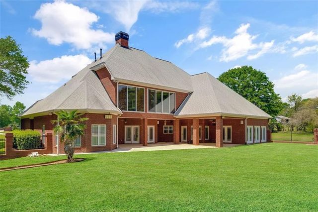 3030 Berry Road, Loganville, GA 30052