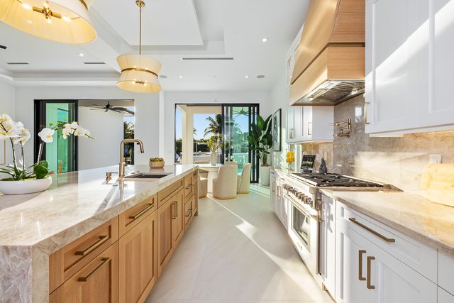 11331 Avery Road, Palm Beach Gardens, FL 33410