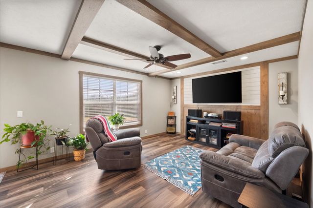 216 SE County Road 3048a, Corsicana, TX 75109