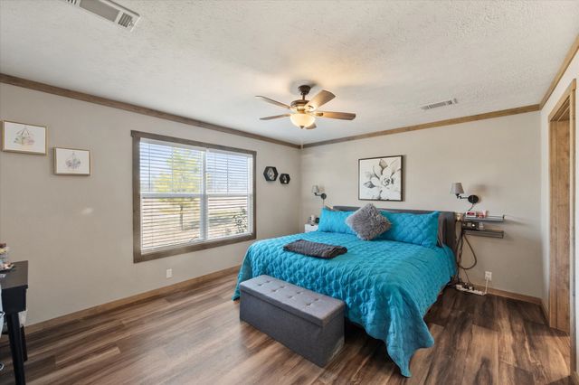 216 SE County Road 3048a, Corsicana, TX 75109