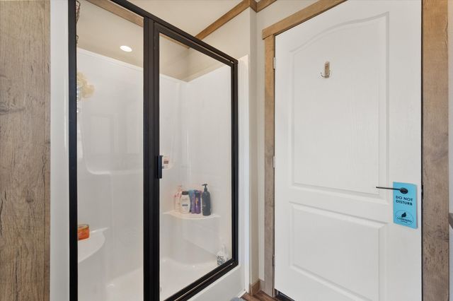 216 SE County Road 3048a, Corsicana, TX 75109