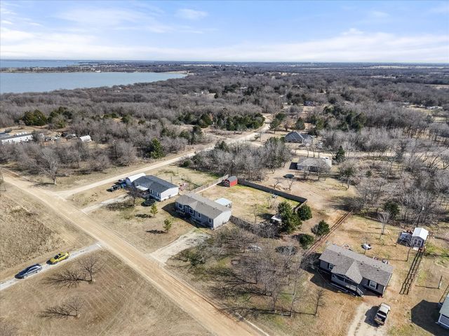 216 SE County Road 3048a, Corsicana, TX 75109