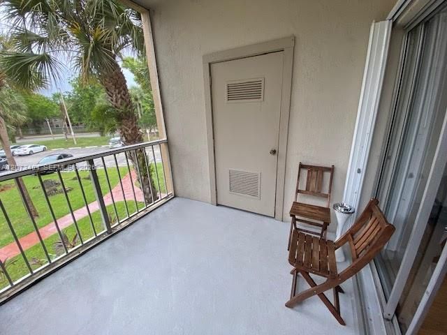 15295 SW 106th Lane 705, Miami, FL 33196
