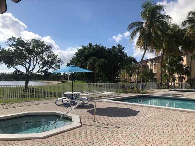 15295 SW 106th Lane 705, Miami, FL 33196