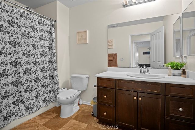 16773 Buttonwood Lane, Fontana, CA 92336