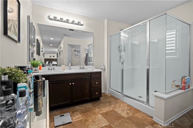 16773 Buttonwood Lane, Fontana, CA 92336