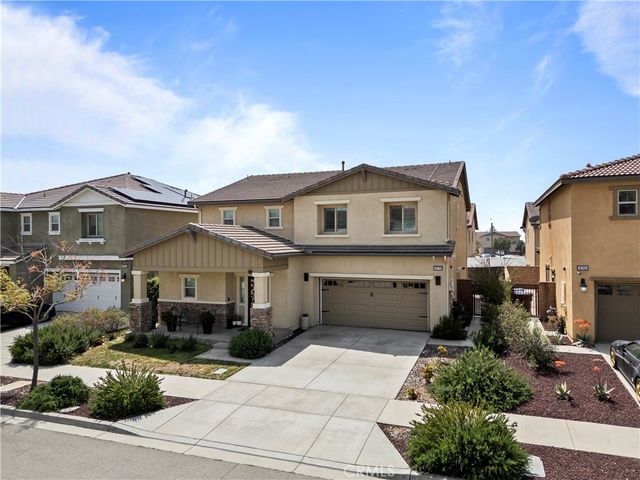 16773 Buttonwood Lane, Fontana, CA 92336