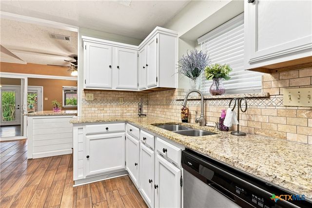 1509 Quail Run Road, Pflugerville, TX 78660