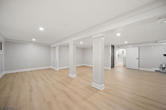 3 Serafin Pl, Glen Rock Boro, NJ 07452