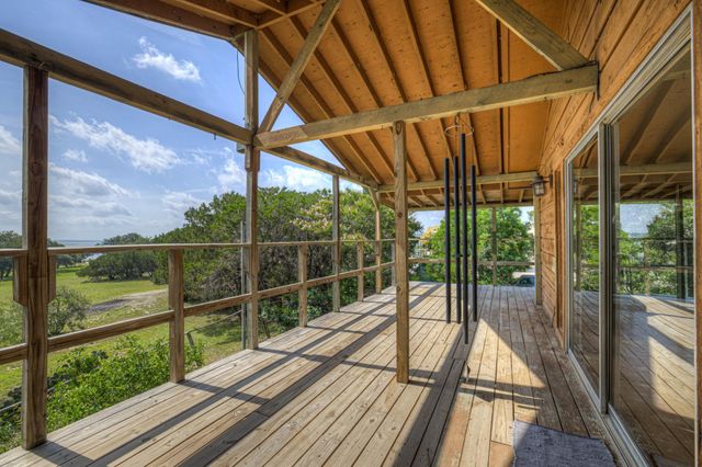 785 Park SHRS, Canyon Lake, TX 78133