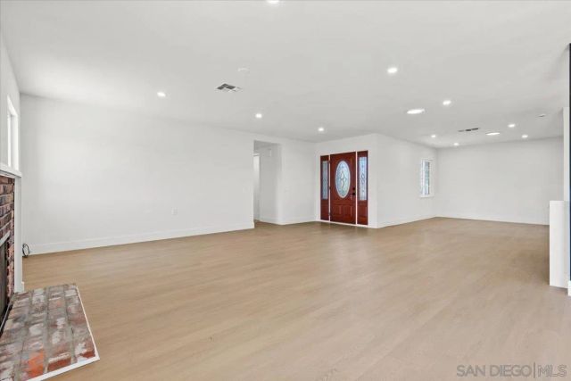 16413 Roca Dr, San Diego, CA 92128