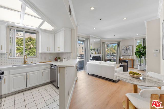 3603 Dunn Drive 102, Los Angeles, CA 90034