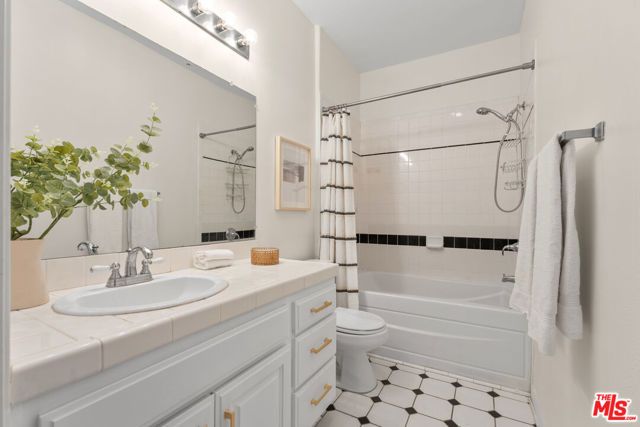 3603 Dunn Drive 102, Los Angeles, CA 90034