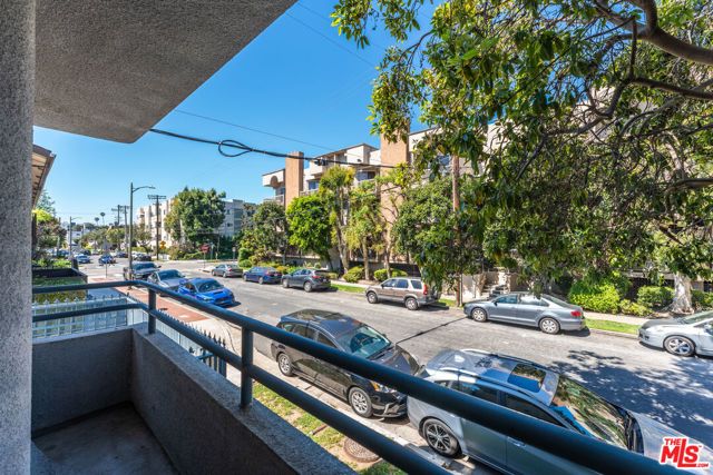 3603 Dunn Drive 102, Los Angeles, CA 90034