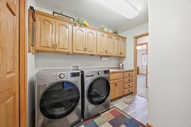 3644 Taylor Street S, Fargo, ND 58104
