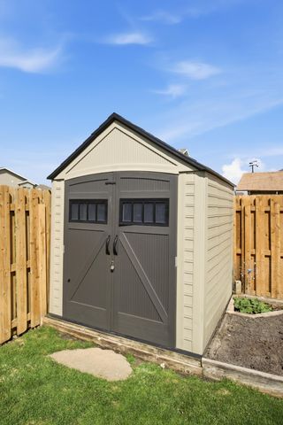 3644 Taylor Street S, Fargo, ND 58104