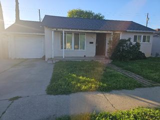 2319 Wood St, Merced, CA 95340