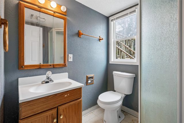 4320 66th Street, Urbandale, IA 50322