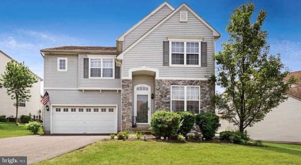 141 LINCOLN RD, COLLEGEVILLE, PA 19426 — exterior