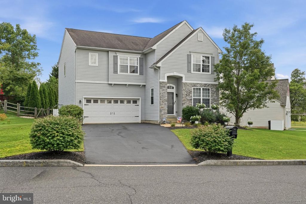 141 LINCOLN RD, COLLEGEVILLE, PA 19426 — photo 2