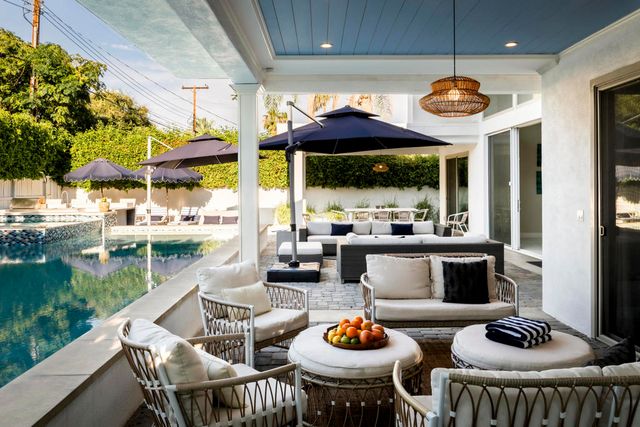 154 E Ocotillo Avenue, Palm Springs, CA 92264