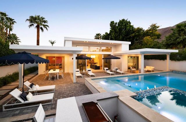 154 E Ocotillo Avenue, Palm Springs, CA 92264