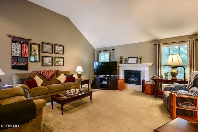 629 High Pines Drive, Toledo, OH 43615