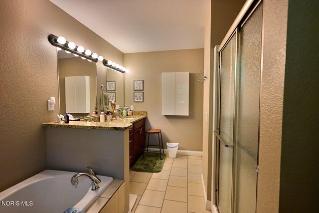 629 High Pines Drive, Toledo, OH 43615