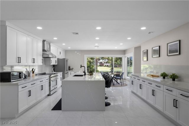 3482 Pueblo Way, Las Vegas, NV 89169