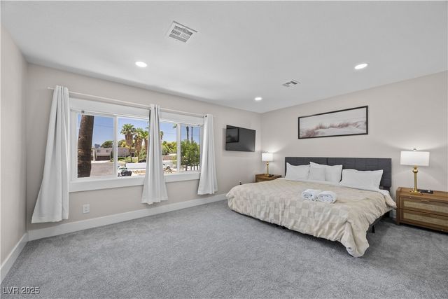 3482 Pueblo Way, Las Vegas, NV 89169