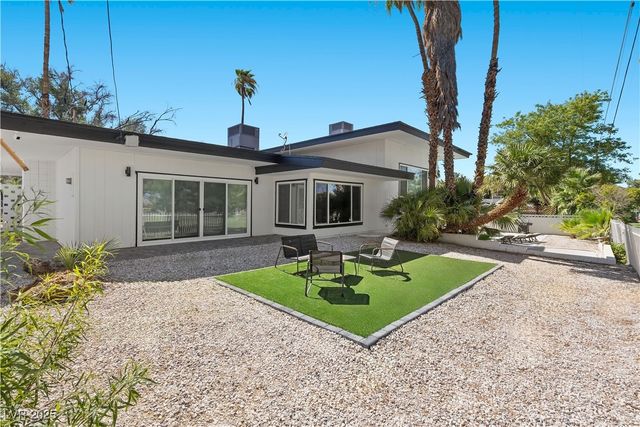 3482 Pueblo Way, Las Vegas, NV 89169