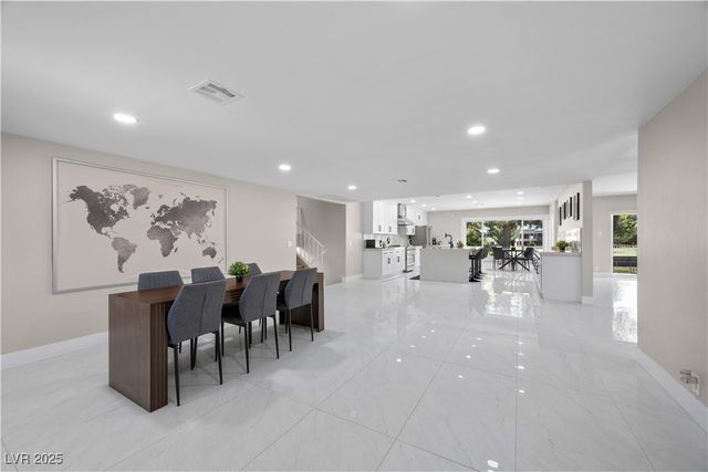 3482 Pueblo Way, Las Vegas, NV 89169