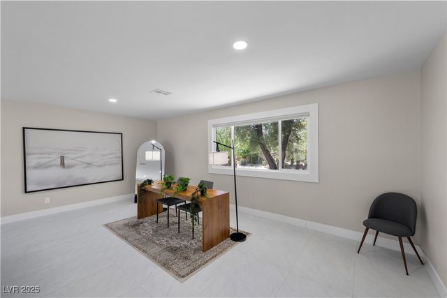 3482 Pueblo Way, Las Vegas, NV 89169