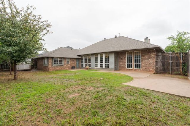 2613 NW 159th Street, Edmond, OK 73013