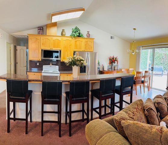 606 Village Dr, Galt, CA 95632