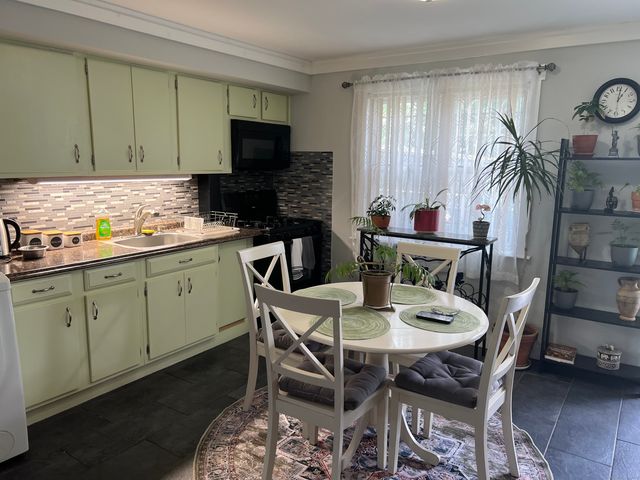 63 Court A, Bld 18 Court, Bridgeport, CT 06610