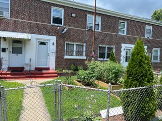 63 Court A, Bld 18 Court, Bridgeport, CT 06610