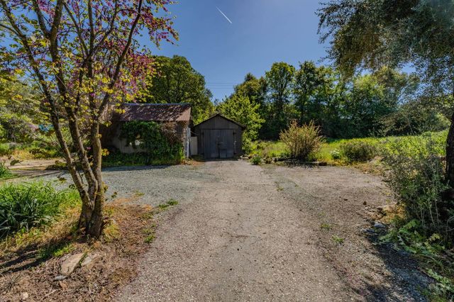 12280 Old Ridge Rd, Sutter Creek, CA 95685