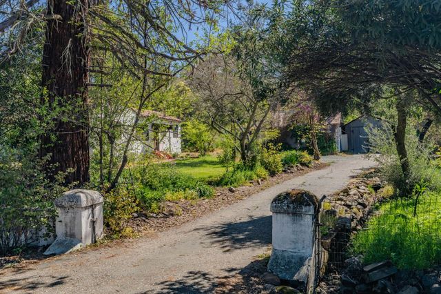 12280 Old Ridge Rd, Sutter Creek, CA 95685