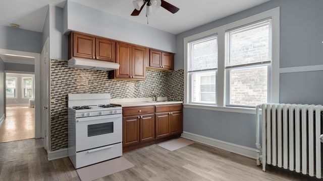 5714 N Christiana Avenue 1, Chicago, IL 60659