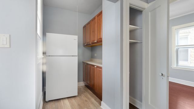 5714 N Christiana Avenue 1, Chicago, IL 60659