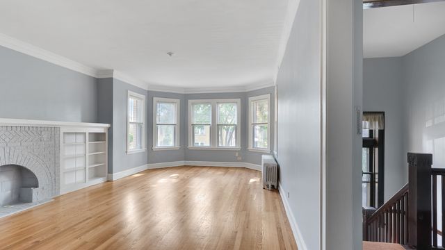 5714 N Christiana Avenue 1, Chicago, IL 60659