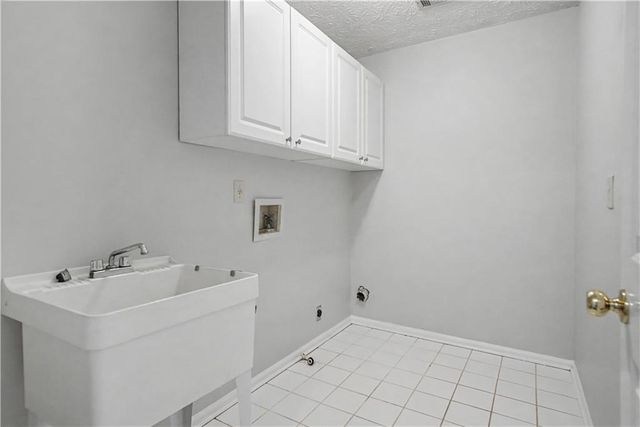 1821 Furlong Run, Lawrenceville, GA 30043