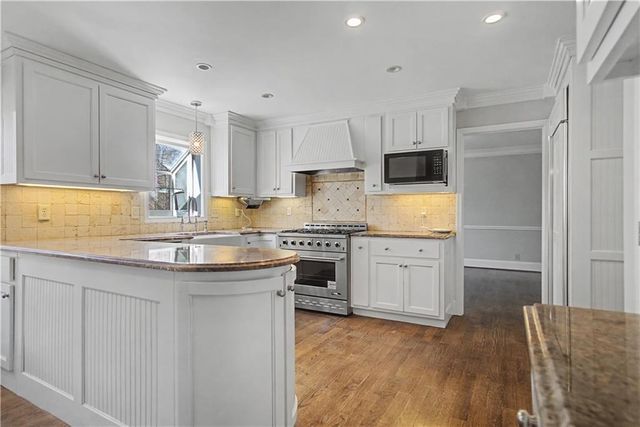 1821 Furlong Run, Lawrenceville, GA 30043