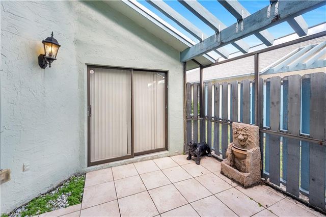 9141 SW 22nd ST # F, Boca Raton, FL 33428