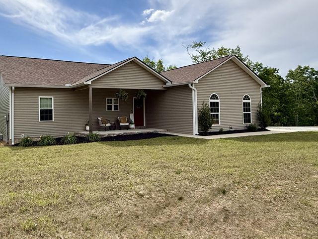 131 Gatlyn Ln, Hohenwald, TN 38462