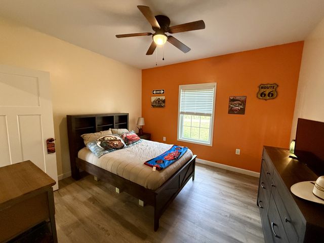 131 Gatlyn Ln, Hohenwald, TN 38462