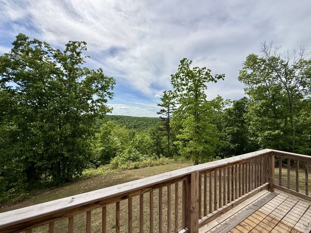 131 Gatlyn Ln, Hohenwald, TN 38462