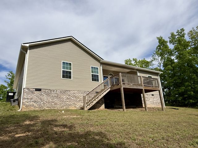 131 Gatlyn Ln, Hohenwald, TN 38462